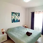 Sunny 1bed With Ocean View On The 1st Coastline